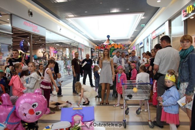 Dzień Dziecka i I urodziny Galerii Bursztynowej [31.05.2015] - zdjęcie #51 - eOstroleka.pl