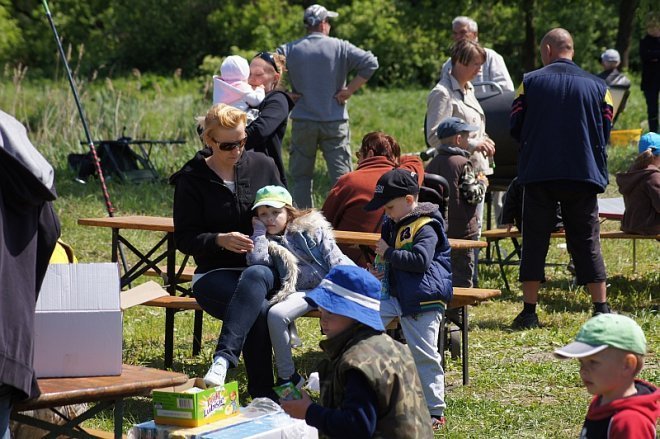 Wędkarski Dzień Dziecka z Kołem Narew 38 [31.05.2015] - zdjęcie #38 - eOstroleka.pl