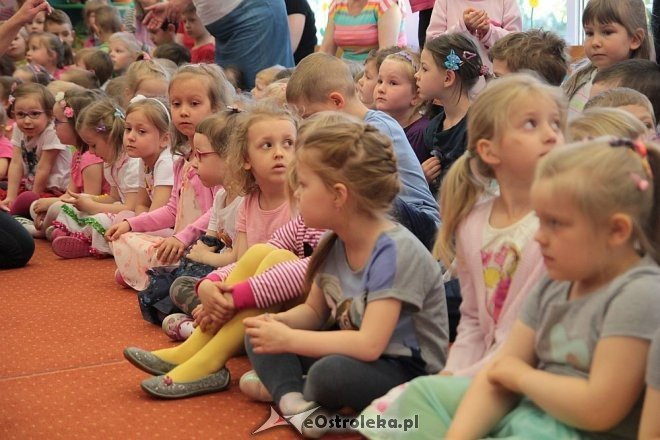 Ostrołęka: Dzień Dziecka w Przedszkolu Miejskim nr 8 [01.06.2015] - zdjęcie #8 - eOstroleka.pl