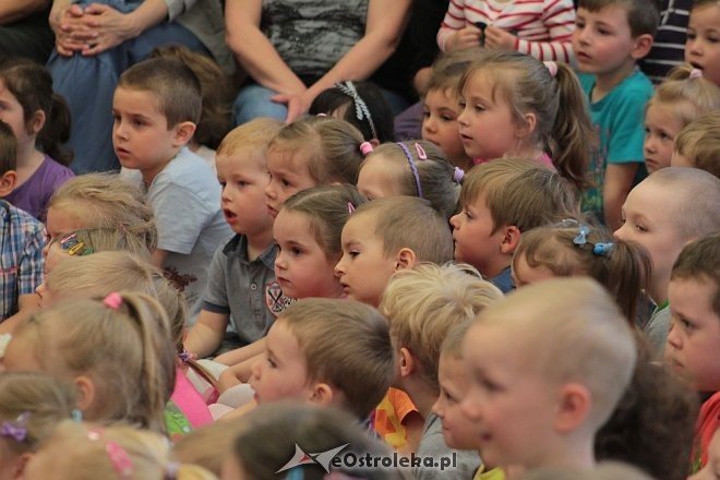 Ostrołęka: Dzień Dziecka w Przedszkolu Miejskim nr 8 [01.06.2015] - zdjęcie #42 - eOstroleka.pl