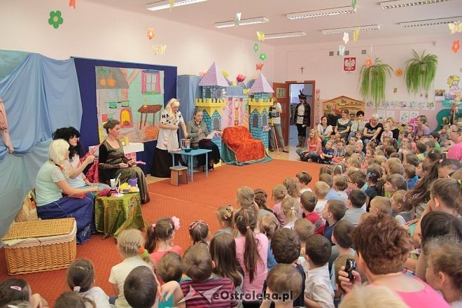 Ostrołęka: Dzień Dziecka w Przedszkolu Miejskim nr 8 [01.06.2015] - zdjęcie #56 - eOstroleka.pl