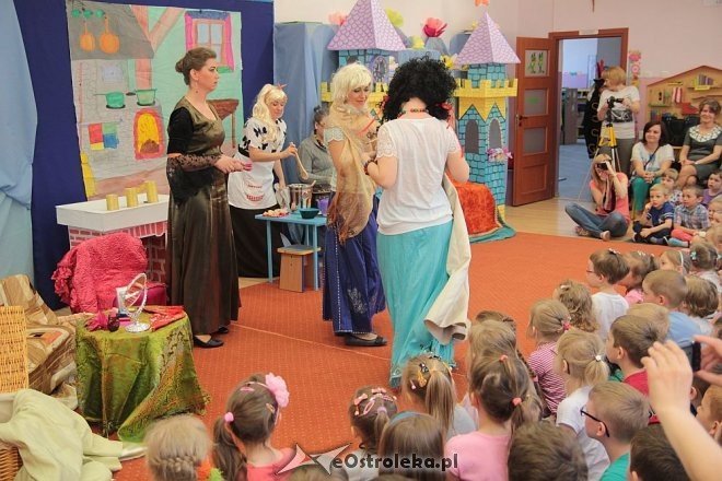 Ostrołęka: Dzień Dziecka w Przedszkolu Miejskim nr 8 [01.06.2015] - zdjęcie #52 - eOstroleka.pl