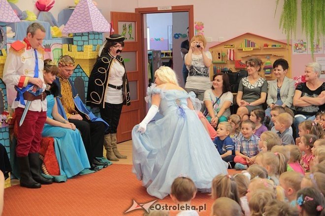 Ostrołęka: Dzień Dziecka w Przedszkolu Miejskim nr 8 [01.06.2015] - zdjęcie #23 - eOstroleka.pl