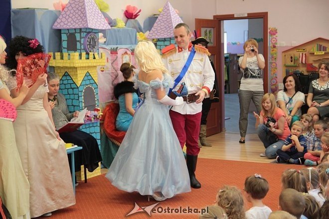 Ostrołęka: Dzień Dziecka w Przedszkolu Miejskim nr 8 [01.06.2015] - zdjęcie #19 - eOstroleka.pl