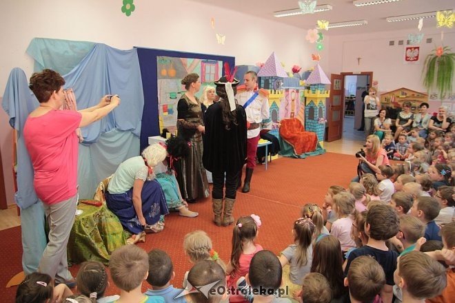Ostrołęka: Dzień Dziecka w Przedszkolu Miejskim nr 8 [01.06.2015] - zdjęcie #11 - eOstroleka.pl