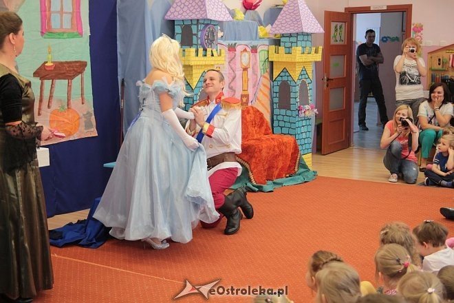 Ostrołęka: Dzień Dziecka w Przedszkolu Miejskim nr 8 [01.06.2015] - zdjęcie #7 - eOstroleka.pl