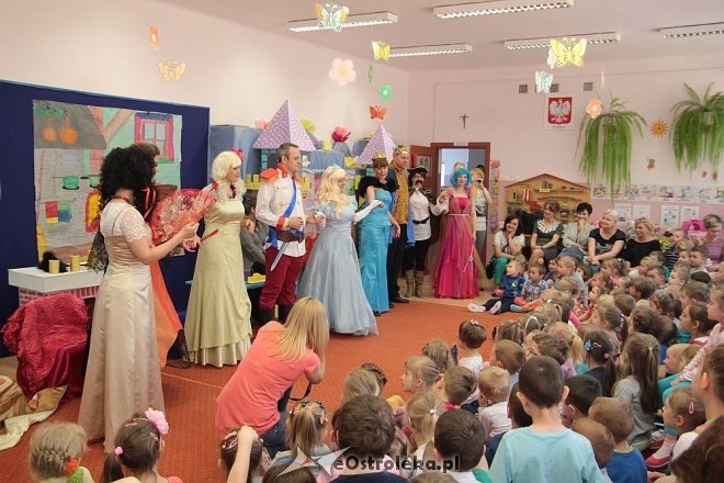 Ostrołęka: Dzień Dziecka w Przedszkolu Miejskim nr 8 [01.06.2015] - zdjęcie #4 - eOstroleka.pl