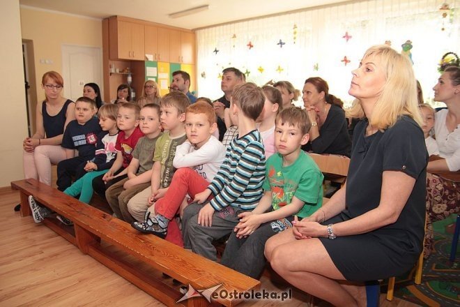 Podsumowanie konkursu „Kolorowe Ogródki” w Przedszkolu Miejskim nr 5 [02.06.2015] - zdjęcie #3 - eOstroleka.pl