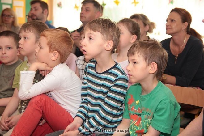 Podsumowanie konkursu „Kolorowe Ogródki” w Przedszkolu Miejskim nr 5 [02.06.2015] - zdjęcie #116 - eOstroleka.pl