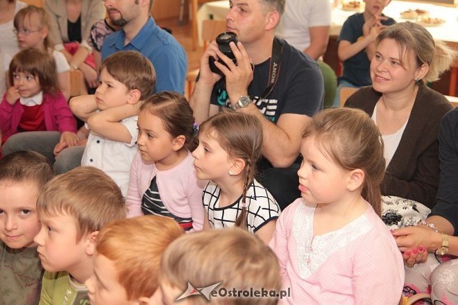 Podsumowanie konkursu „Kolorowe Ogródki” w Przedszkolu Miejskim nr 5 [02.06.2015] - zdjęcie #13 - eOstroleka.pl