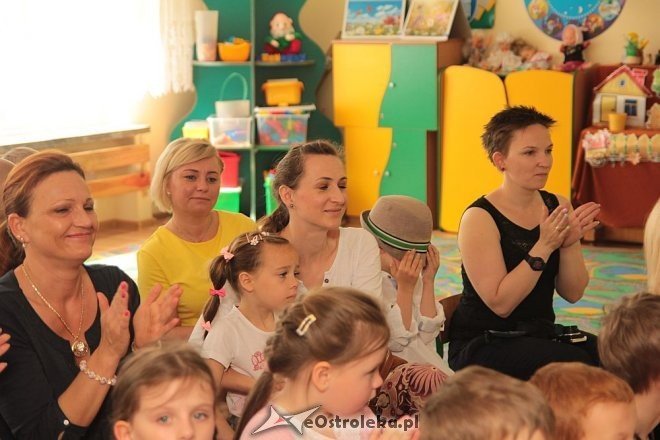Podsumowanie konkursu „Kolorowe Ogródki” w Przedszkolu Miejskim nr 5 [02.06.2015] - zdjęcie #64 - eOstroleka.pl