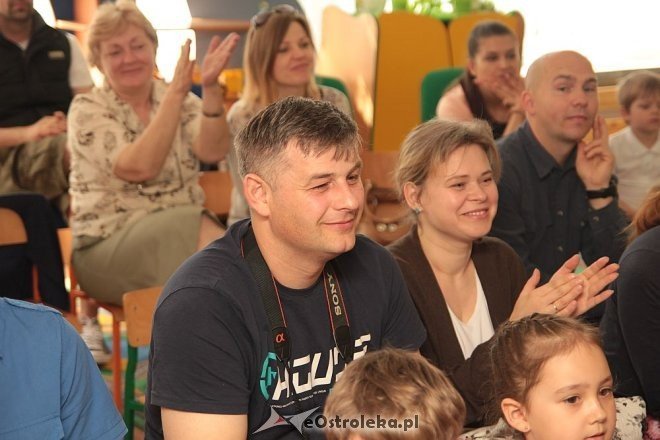 Podsumowanie konkursu „Kolorowe Ogródki” w Przedszkolu Miejskim nr 5 [02.06.2015] - zdjęcie #56 - eOstroleka.pl