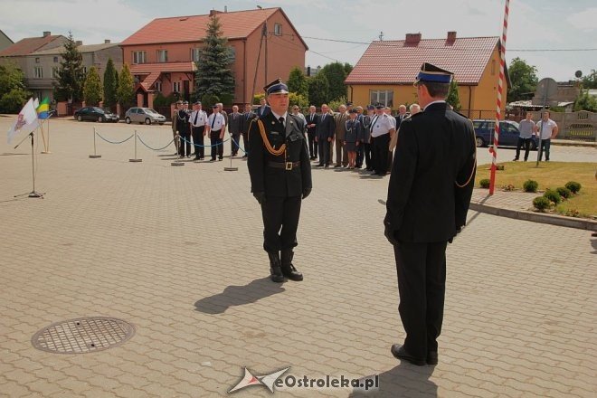Dzień Strażaka w Ostrołęce: Awanse, odznaczenia i nowy quad dla jednostki przy Celnej [03.06.2015] - zdjęcie #7 - eOstroleka.pl