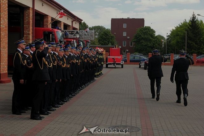 Dzień Strażaka w Ostrołęce: Awanse, odznaczenia i nowy quad dla jednostki przy Celnej [03.06.2015] - zdjęcie #12 - eOstroleka.pl