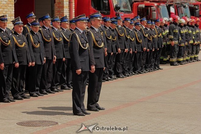 Dzień Strażaka w Ostrołęce: Awanse, odznaczenia i nowy quad dla jednostki przy Celnej [03.06.2015] - zdjęcie #56 - eOstroleka.pl