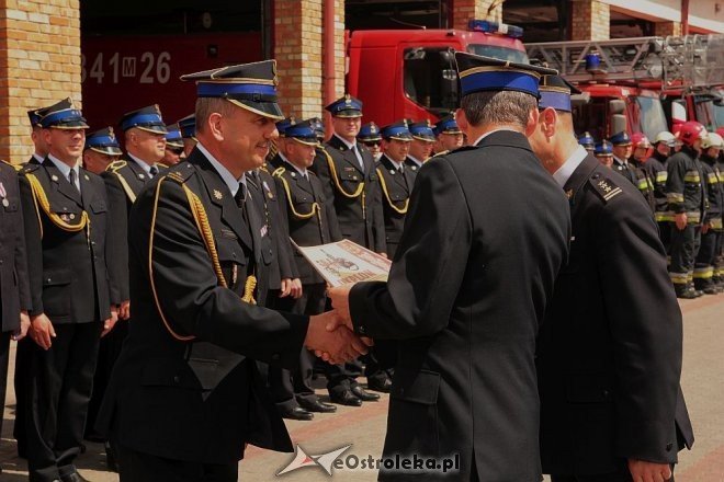 Dzień Strażaka w Ostrołęce: Awanse, odznaczenia i nowy quad dla jednostki przy Celnej [03.06.2015] - zdjęcie #34 - eOstroleka.pl