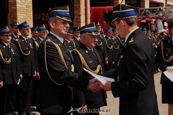 Dzień Strażaka w Ostrołęce: Awanse, odznaczenia i nowy quad dla jednostki przy Celnej [03.06.2015] - zdjęcie #31 - eOstroleka.pl