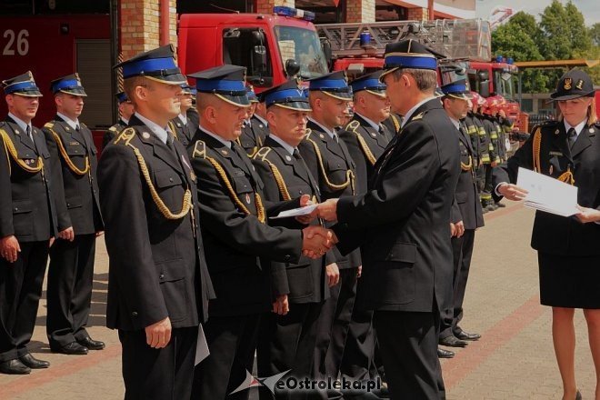 Dzień Strażaka w Ostrołęce: Awanse, odznaczenia i nowy quad dla jednostki przy Celnej [03.06.2015] - zdjęcie #71 - eOstroleka.pl