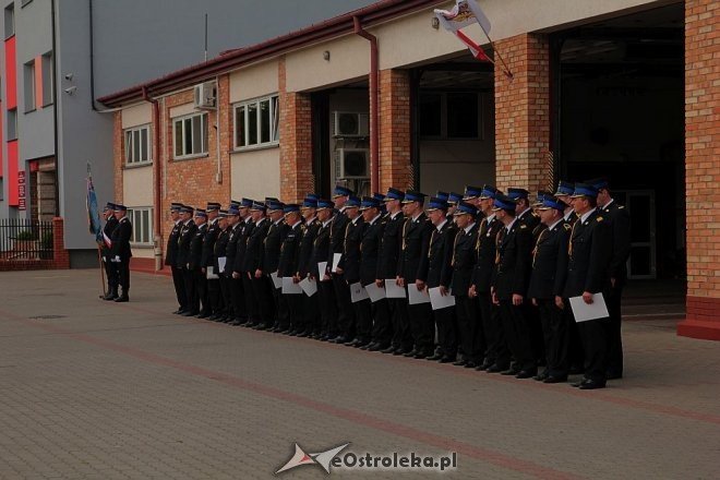 Dzień Strażaka w Ostrołęce: Awanse, odznaczenia i nowy quad dla jednostki przy Celnej [03.06.2015] - zdjęcie #13 - eOstroleka.pl