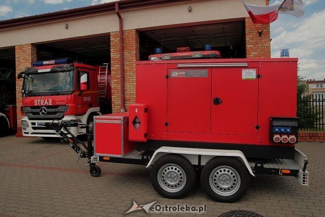 Dzień Strażaka w Ostrołęce: Awanse, odznaczenia i nowy quad dla jednostki przy Celnej [03.06.2015] - zdjęcie #9 - eOstroleka.pl