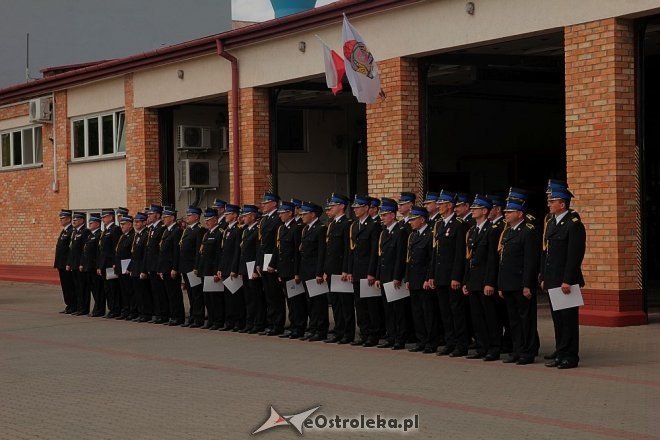 Dzień Strażaka w Ostrołęce: Awanse, odznaczenia i nowy quad dla jednostki przy Celnej [03.06.2015] - zdjęcie #6 - eOstroleka.pl
