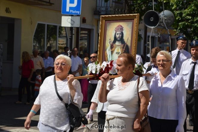 Procesja w parafii pw. św. Antoniego - Boże Ciało [04.06.2015] - zdjęcie #30 - eOstroleka.pl