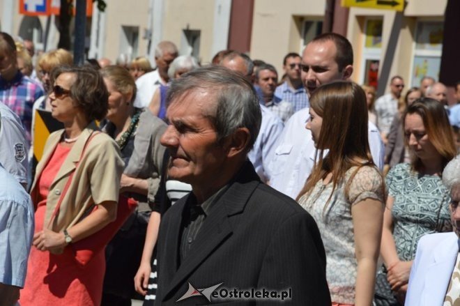Procesja w parafii pw. św. Antoniego - Boże Ciało [04.06.2015] - zdjęcie #93 - eOstroleka.pl