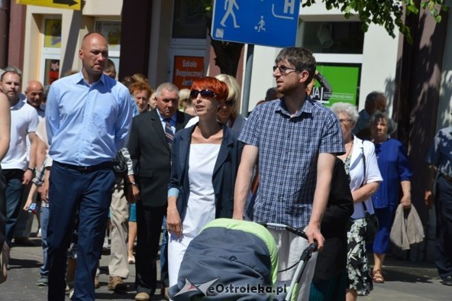 Procesja w parafii pw. św. Antoniego - Boże Ciało [04.06.2015] - zdjęcie #136 - eOstroleka.pl