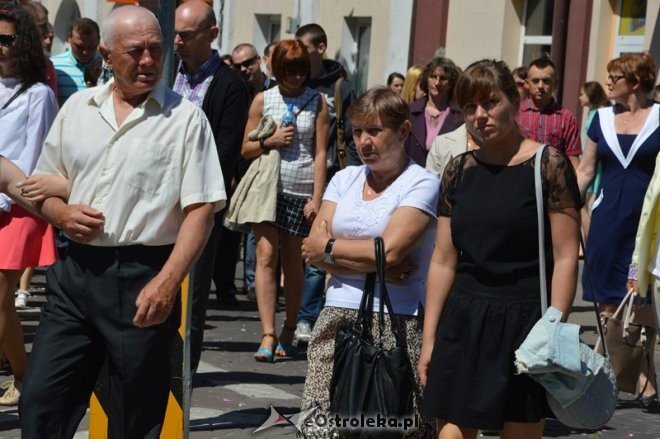 Procesja w parafii pw. św. Antoniego - Boże Ciało [04.06.2015] - zdjęcie #72 - eOstroleka.pl