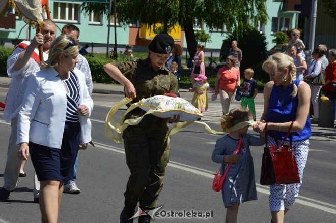 Procesja w parafii pw. św. Antoniego - Boże Ciało [04.06.2015] - zdjęcie #39 - eOstroleka.pl