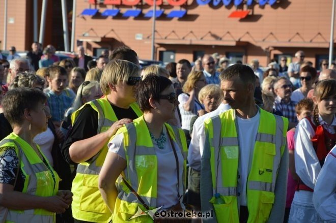 Koncert uwielbienia - Boże Ciało [04.06.2015] - zdjęcie #34 - eOstroleka.pl