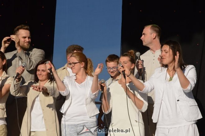 Koncert uwielbienia - Boże Ciało [04.06.2015] - zdjęcie #28 - eOstroleka.pl