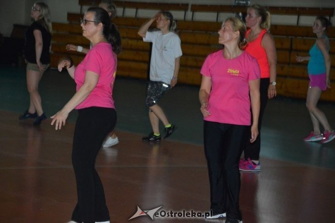 Maraton Zumby dla APN Ostrołęka [07.06.2015] - zdjęcie #1 - eOstroleka.pl