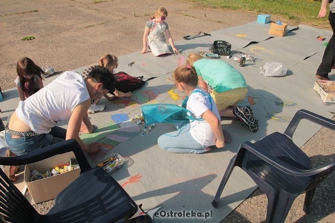 Niezwykła wystawa młodych artystów w salonie OSCAR [08.06.2015] - zdjęcie #4 - eOstroleka.pl