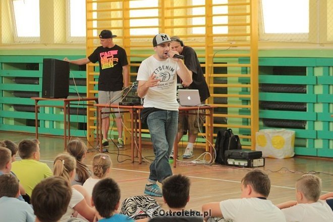 „Antymina” dla ostrołęckiej młodzieży - profilaktyka uzależnień w rytmach hip-hopu [08.06.2015] - zdjęcie #67 - eOstroleka.pl