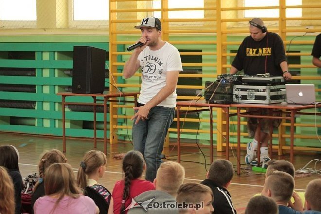 „Antymina” dla ostrołęckiej młodzieży - profilaktyka uzależnień w rytmach hip-hopu [08.06.2015] - zdjęcie #16 - eOstroleka.pl