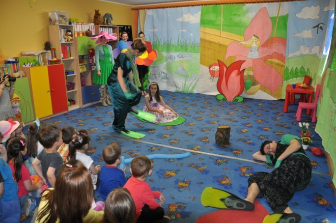 RODZICE DZIECIOM W „KANGURKU” - zdjęcie #68 - eOstroleka.pl