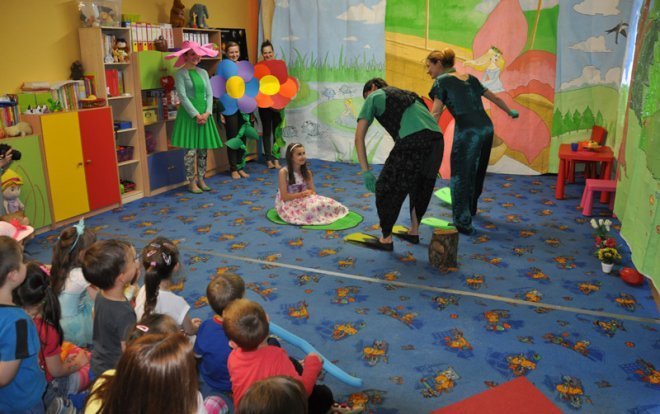 RODZICE DZIECIOM W „KANGURKU” - zdjęcie #67 - eOstroleka.pl