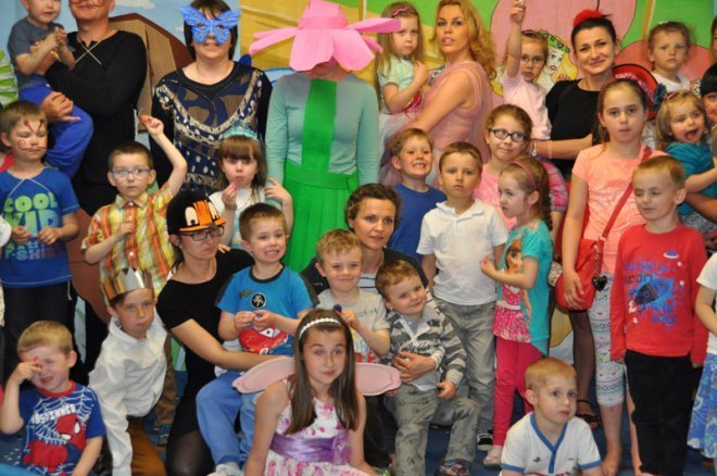 RODZICE DZIECIOM W „KANGURKU” - zdjęcie #24 - eOstroleka.pl