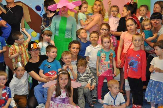 RODZICE DZIECIOM W „KANGURKU” - zdjęcie #22 - eOstroleka.pl