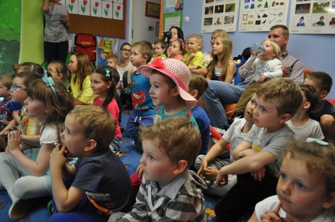 RODZICE DZIECIOM W „KANGURKU” - zdjęcie #54 - eOstroleka.pl