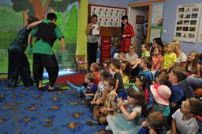 RODZICE DZIECIOM W „KANGURKU” - zdjęcie #47 - eOstroleka.pl