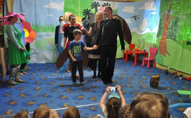 RODZICE DZIECIOM W „KANGURKU” - zdjęcie #4 - eOstroleka.pl