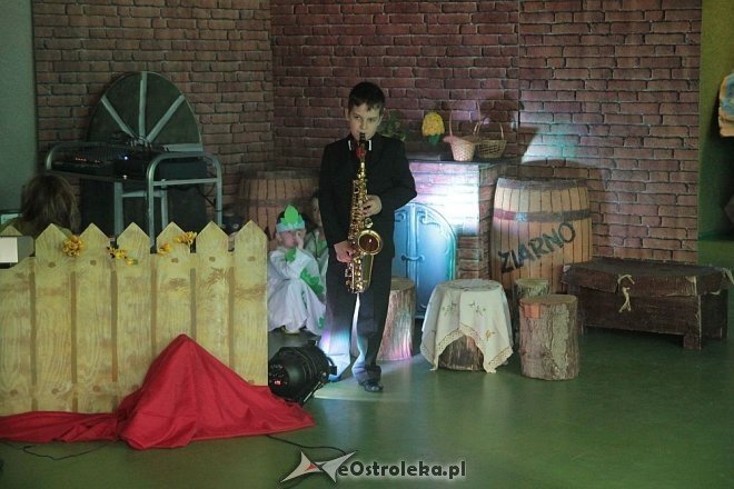 Calineczka w wykonaniu uczniów „dziesiątki” [10.06.2015] - zdjęcie #48 - eOstroleka.pl