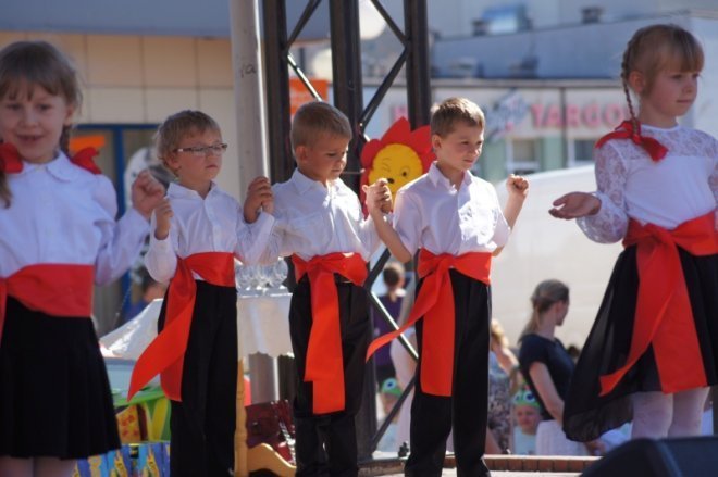 IV Dziecięcy Festiwal Tańca [12.06.2015] - zdjęcie #21 - eOstroleka.pl