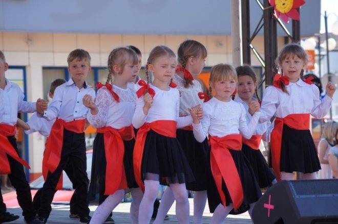 IV Dziecięcy Festiwal Tańca [12.06.2015] - zdjęcie #28 - eOstroleka.pl