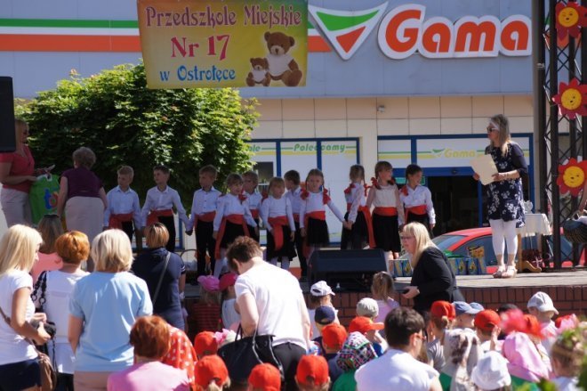 IV Dziecięcy Festiwal Tańca [12.06.2015] - zdjęcie #41 - eOstroleka.pl