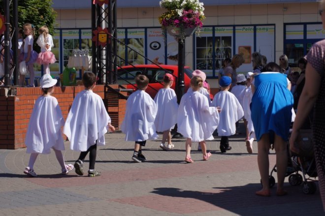 IV Dziecięcy Festiwal Tańca [12.06.2015] - zdjęcie #14 - eOstroleka.pl