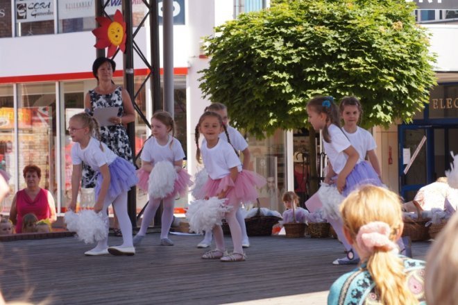 IV Dziecięcy Festiwal Tańca [12.06.2015] - zdjęcie #54 - eOstroleka.pl