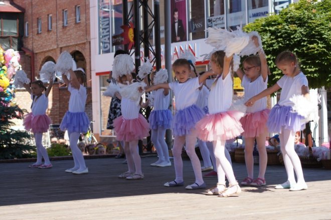 IV Dziecięcy Festiwal Tańca [12.06.2015] - zdjęcie #63 - eOstroleka.pl